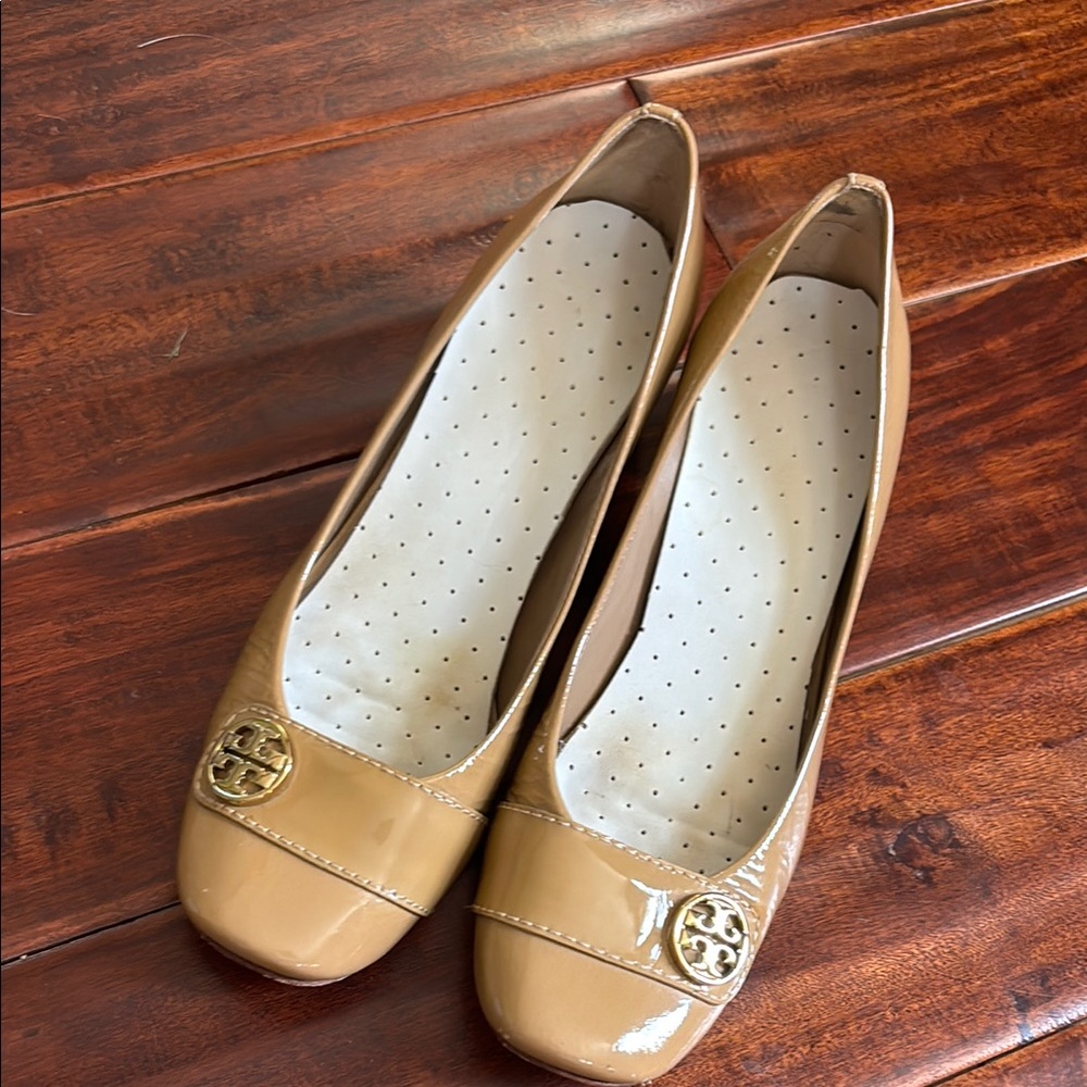 Women's Tan Flats by Tory Burch